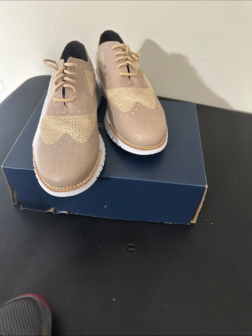 Cole Haan Men's Tan Knit Wingtip Oxford size Men’s 7.5 M